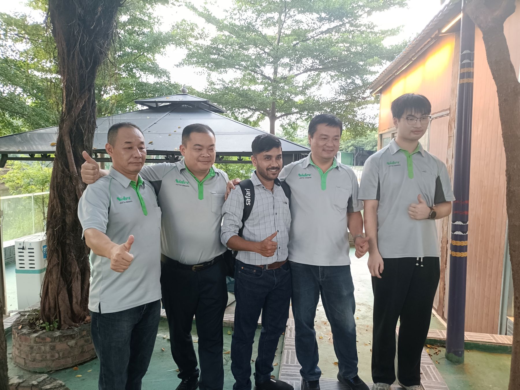 Kwaliteitsactiviteit tussen Nidec Elevator Traction Machine China en India